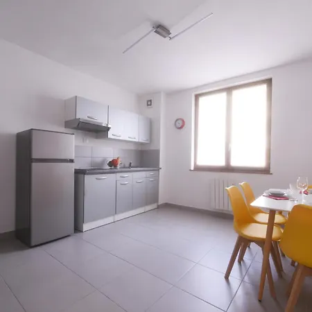 Apartament Wahrol *
